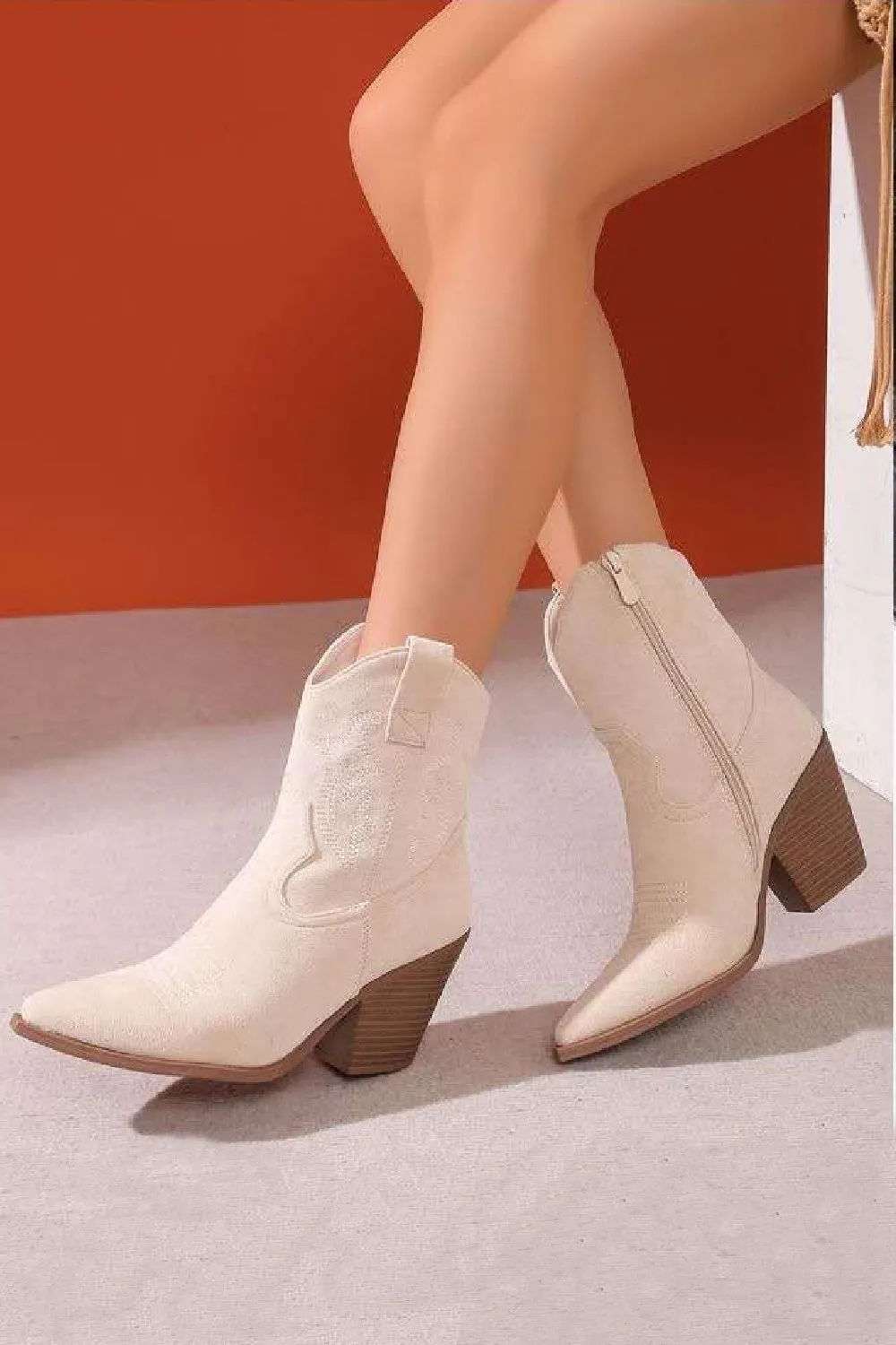 BEIGE EMBROIDERY DETAIL ANKLE HIGH WESTERN COWBOY BOOTS