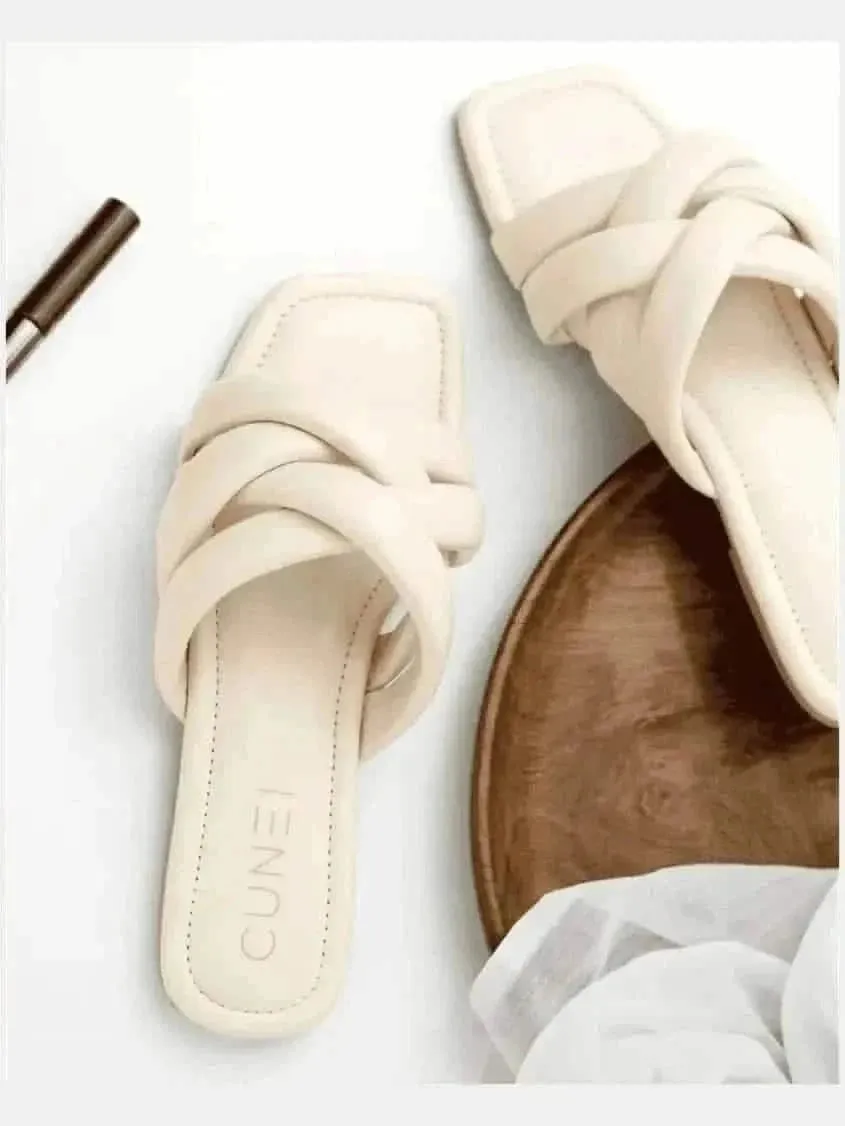 Pallid White Crossed Flats - Off White Flats