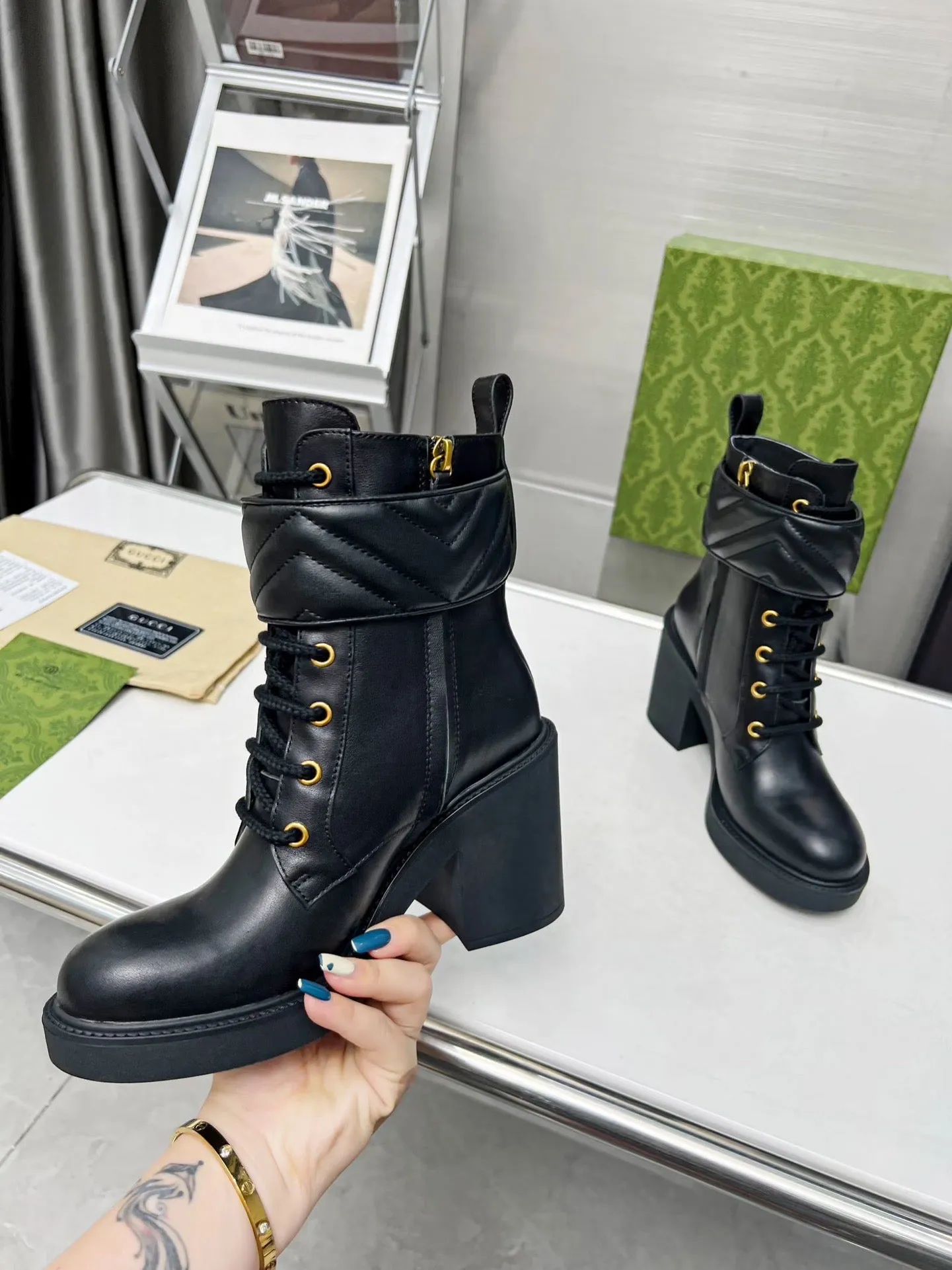 SE1097 GG Women's Ankle Boot with Double G /  Size5-11