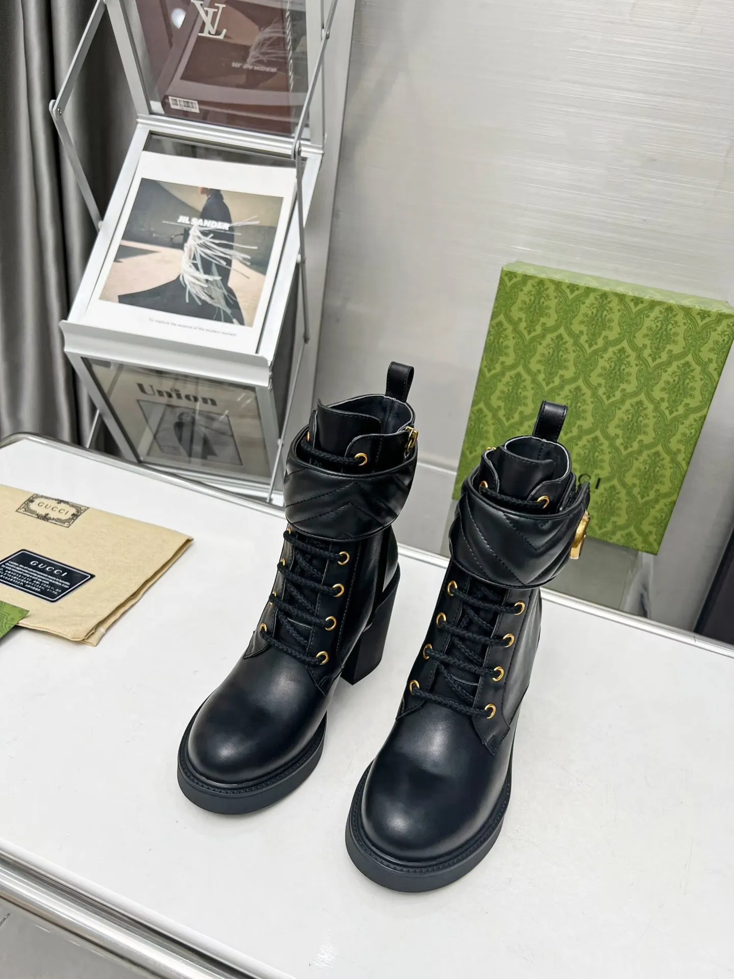 SE1097 GG Women's Ankle Boot with Double G /  Size5-11