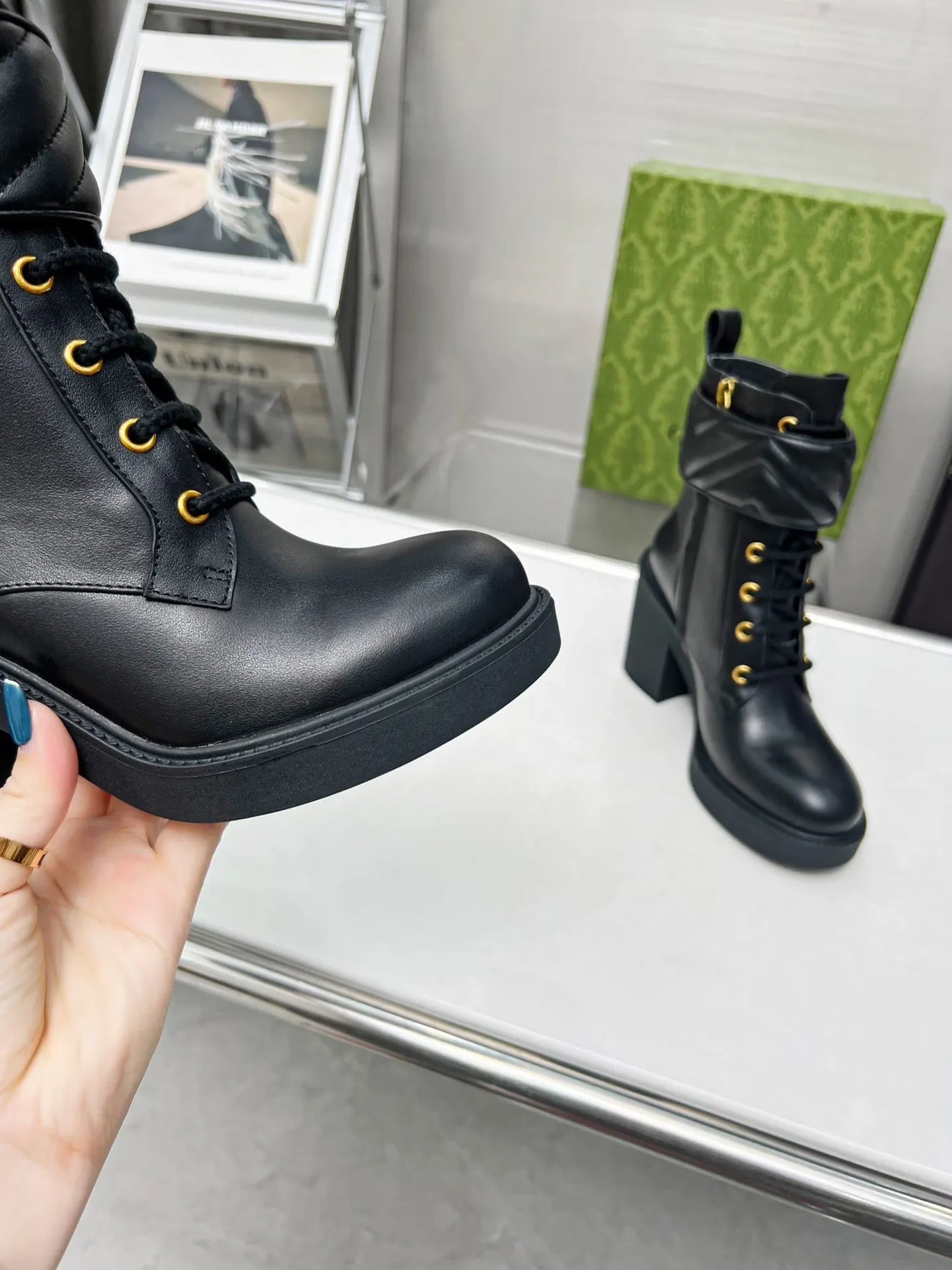 SE1097 GG Women's Ankle Boot with Double G /  Size5-11