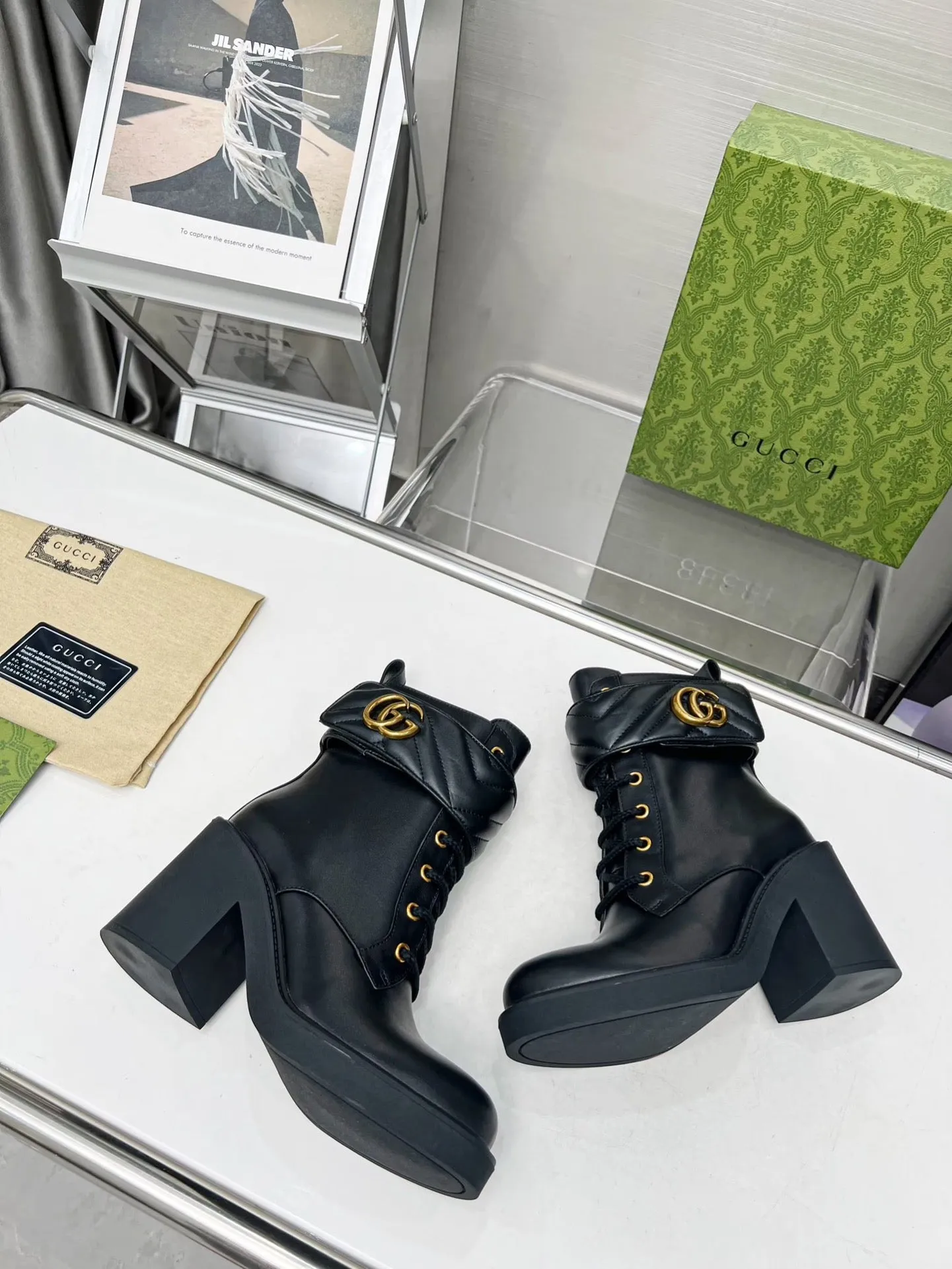 SE1097 GG Women's Ankle Boot with Double G /  Size5-11